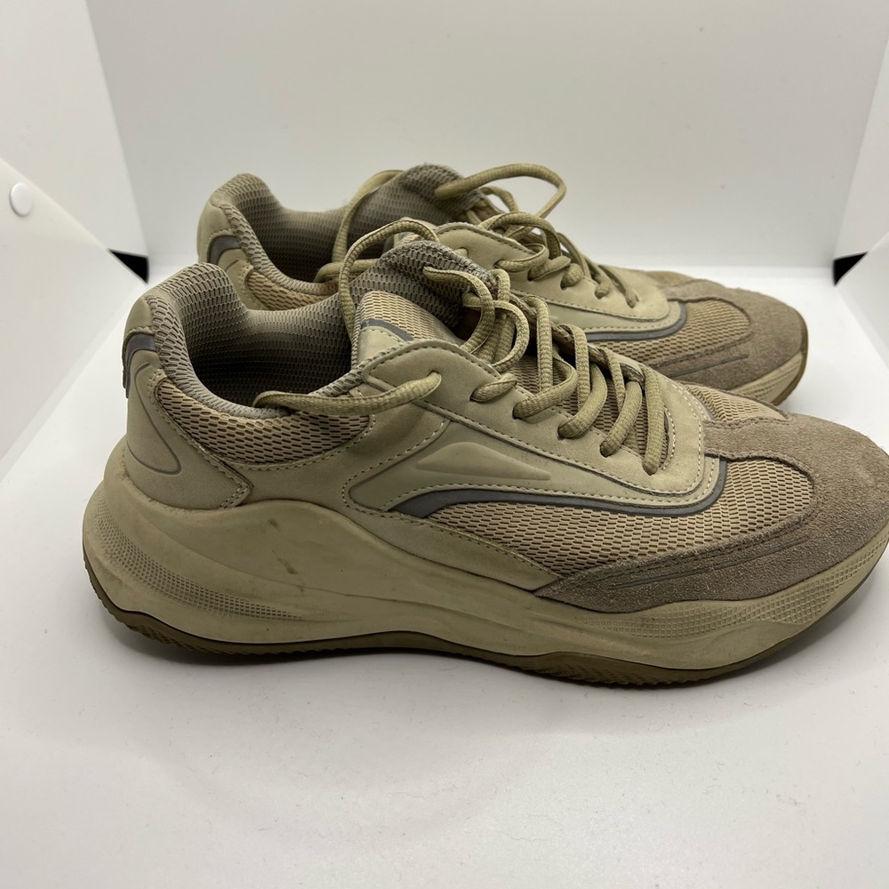 Zara Sneakers
